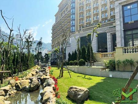 Công trình suối nhân tạo khách sạn Victoria Tam Đảo sau 1 năm thi công.